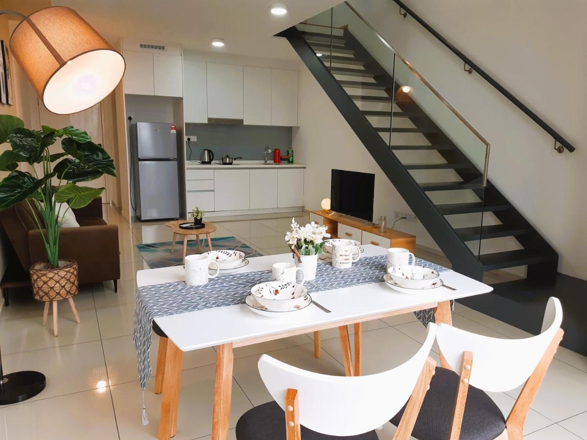 Ekocheras Duplex Suite By Ohana Home Kuala Lumpur Exterior photo